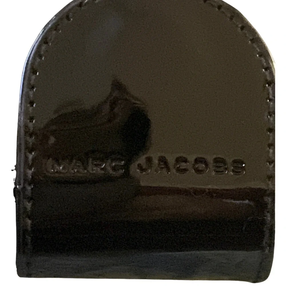 MARC JACOBS Black Patent Leather Pouch Case Makeup Cosmetics Bag